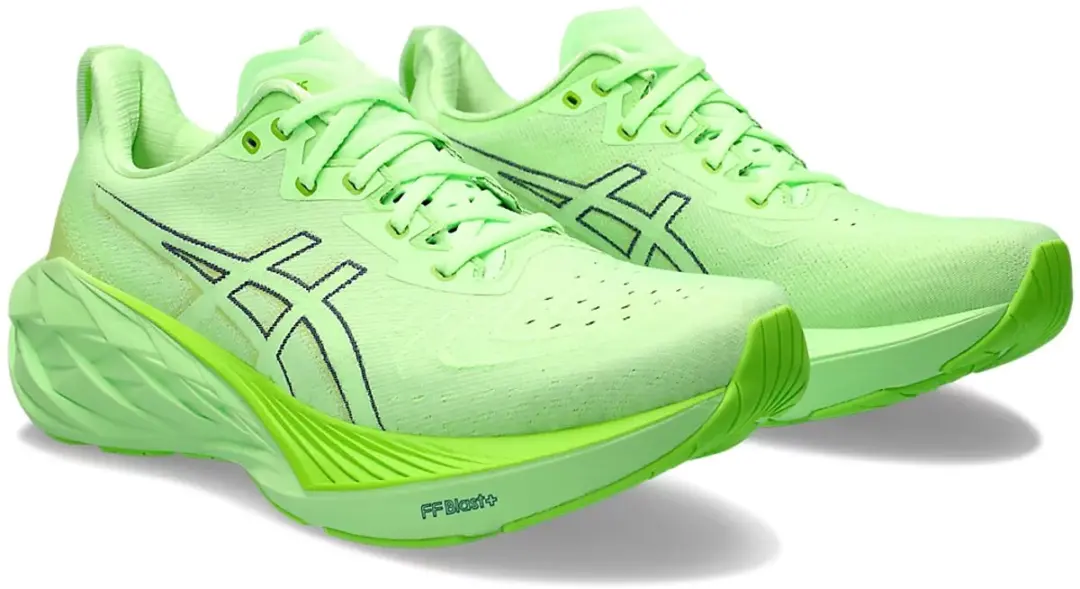 ASICS NOVABLAST 4 Hardloopschoenen 44