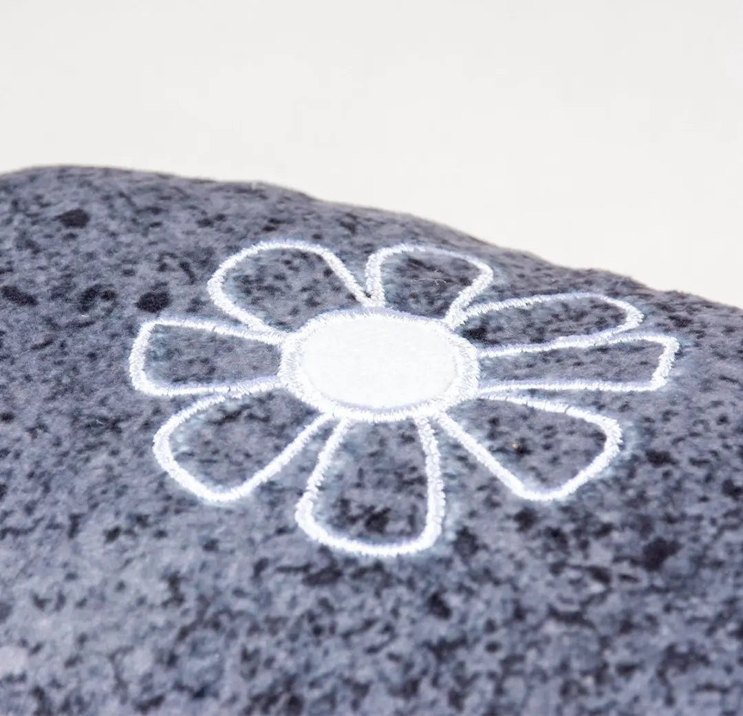 Duvo+ ECO Blossom Trappelkussen Grijs
