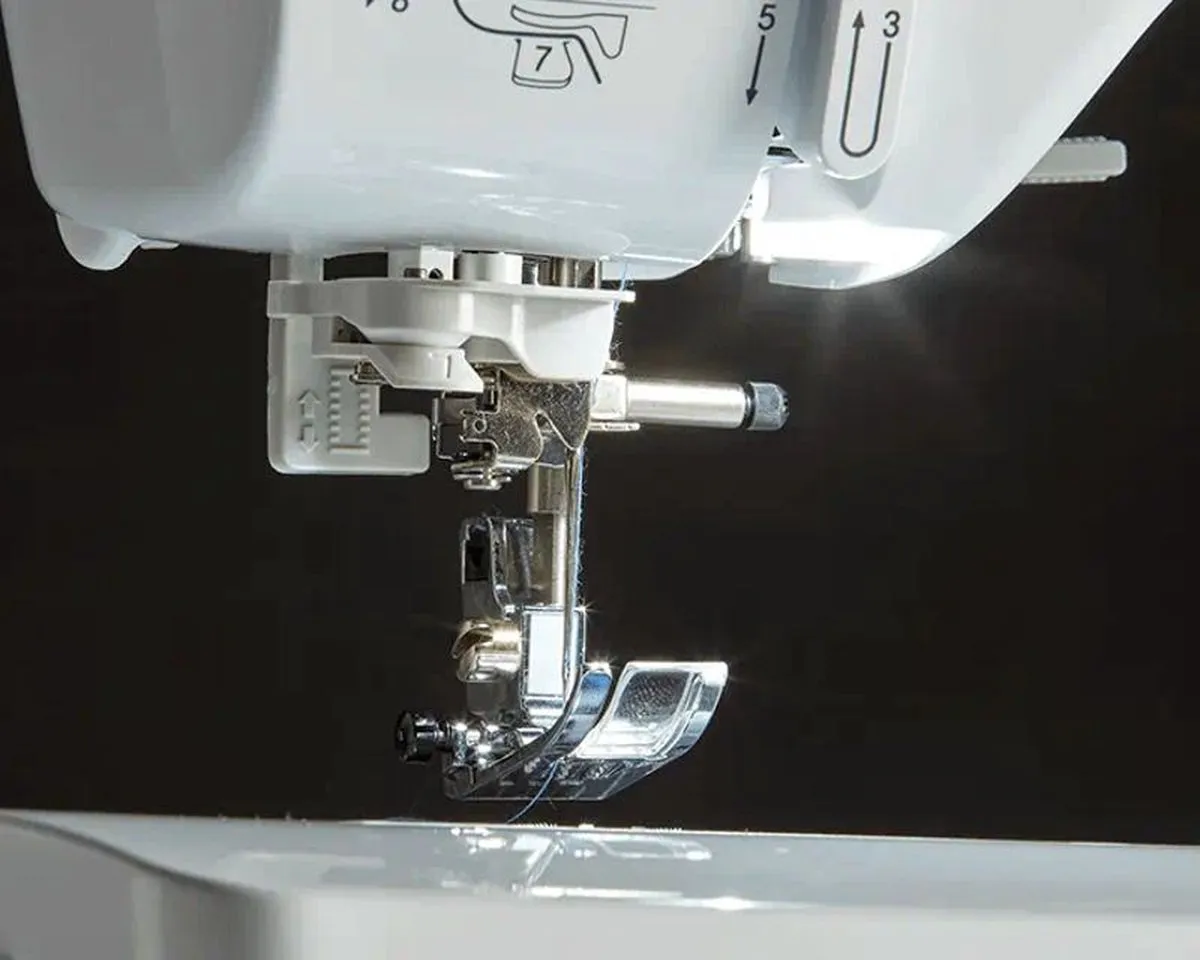 Brother Innovis A150 Naaimachine - 150 Stiksels - Wit