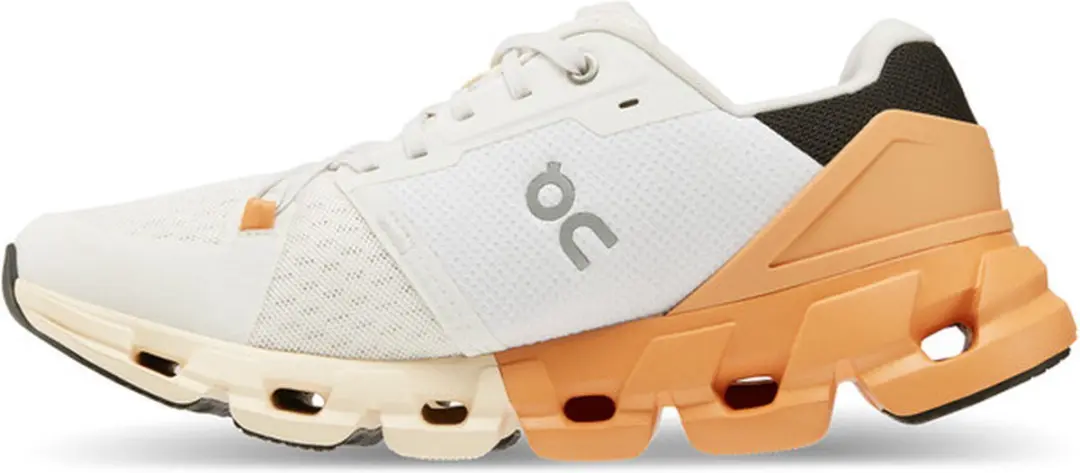 ON Cloudflyer 4 Dames Sportschoenen - Weg - wit/rood