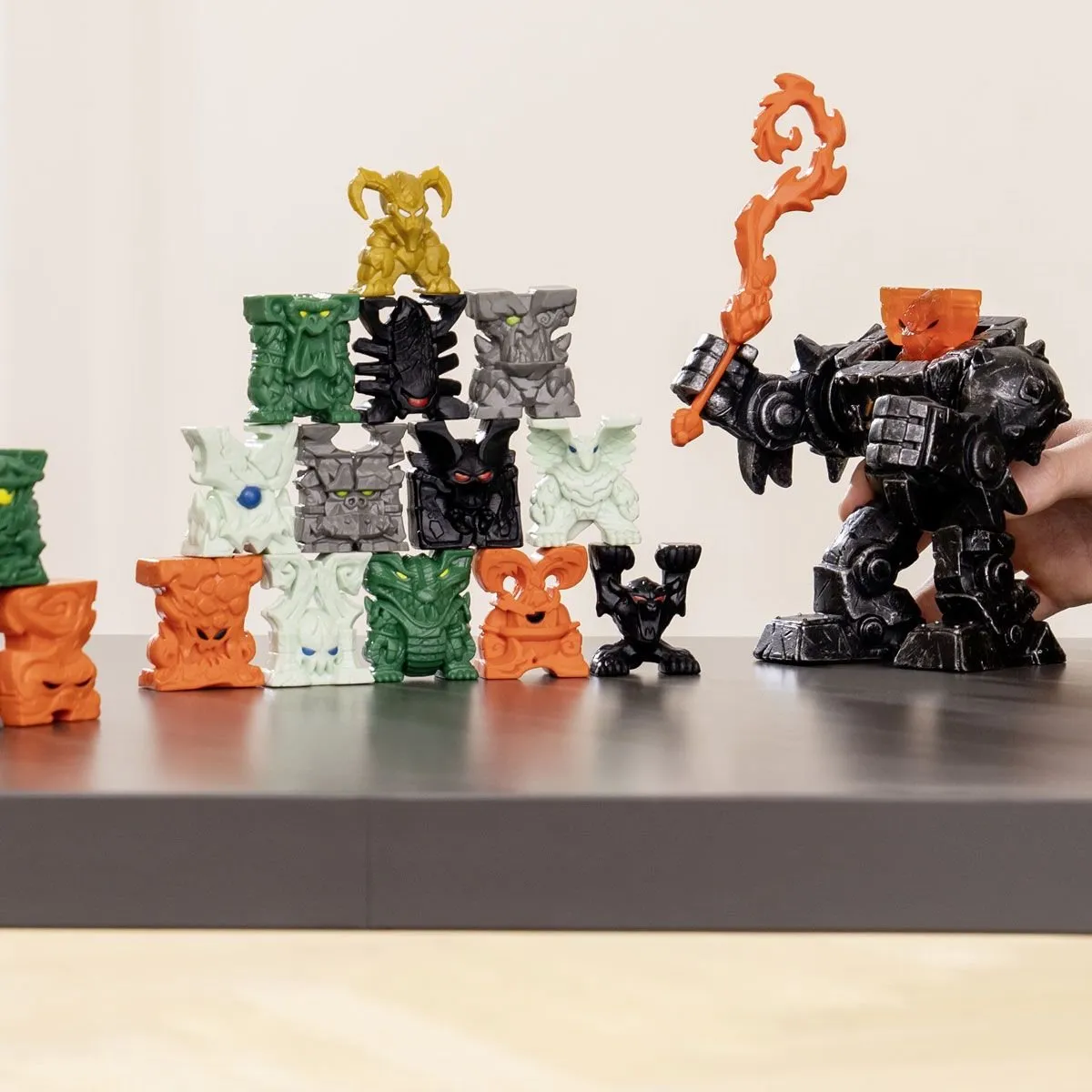 Schleich Eldrador Creatures Shadow Lava Robot 42597 - Rood/Zwart