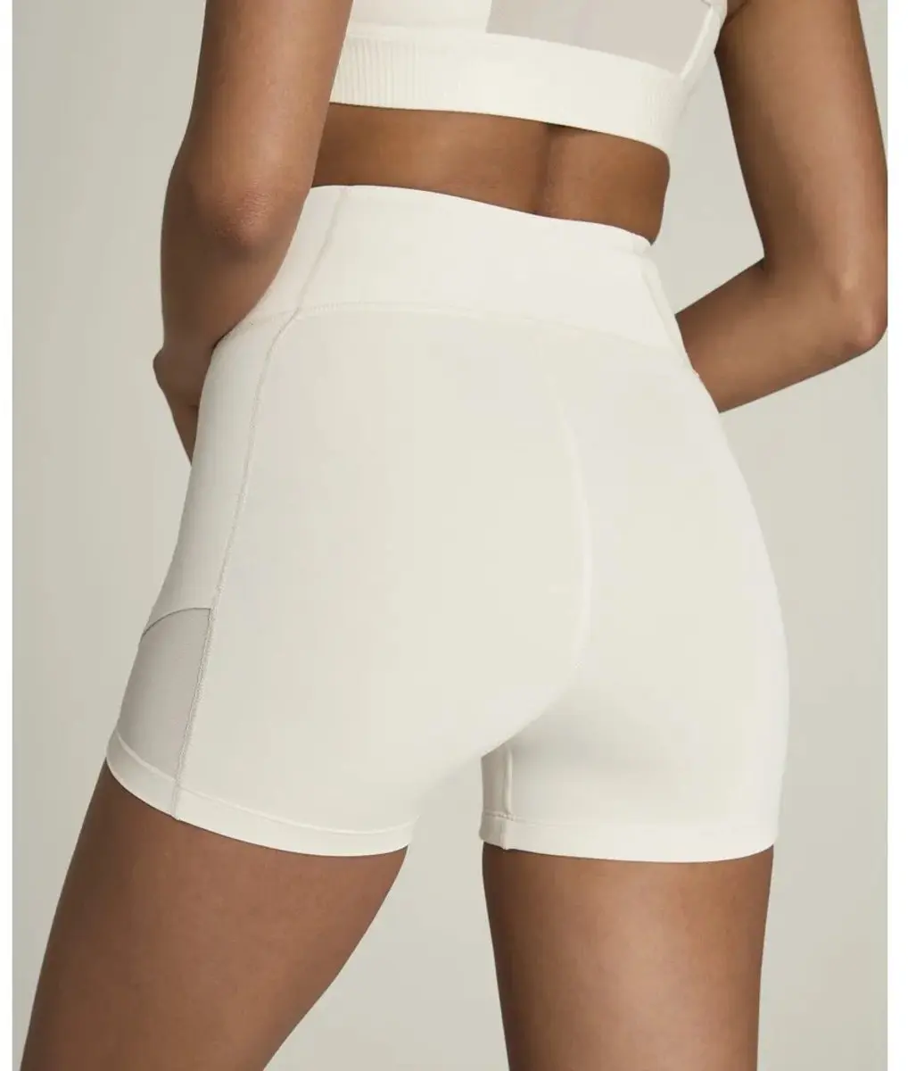 Wilson Baseline Korte Broek Vrouw M - Sandrift