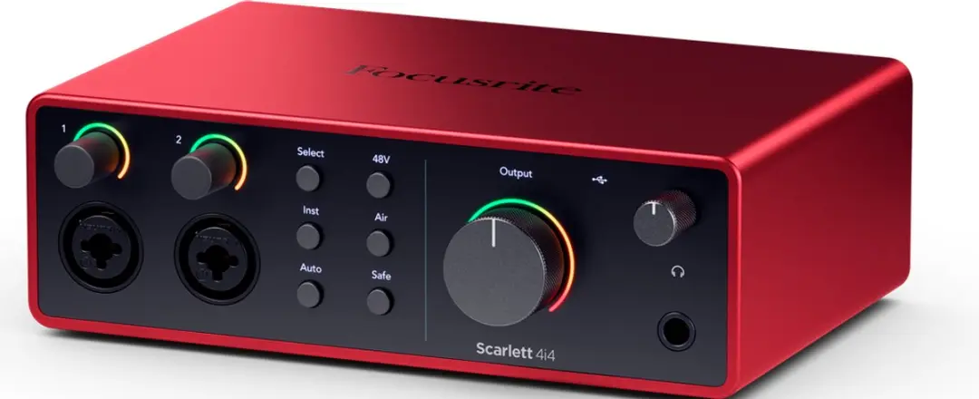 Focusrite Scarlett 4i4 4e Generatie PCM0017721-000 Audio-interface - Rood - afbeelding 2 van 6