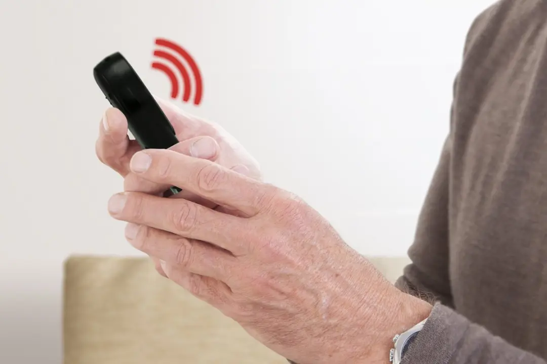 Fysic FXA-100 SOS Noodknop met GPS Tracker - Zwart - afbeelding 4 van 6