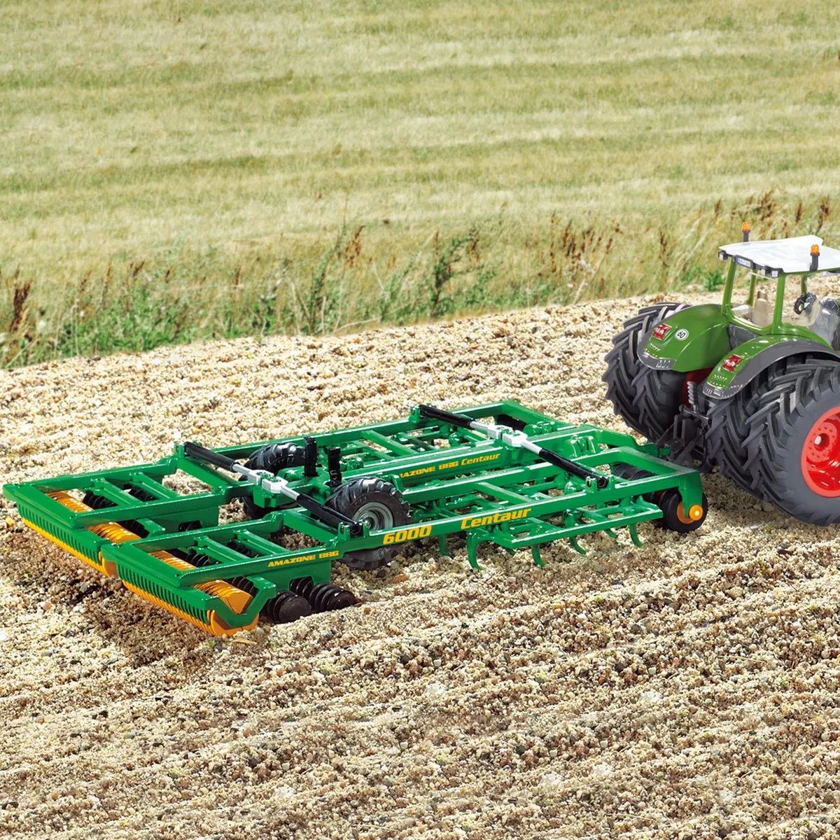 SIKU 2069 Amazone Centaur Pakker 1:32 - Groen