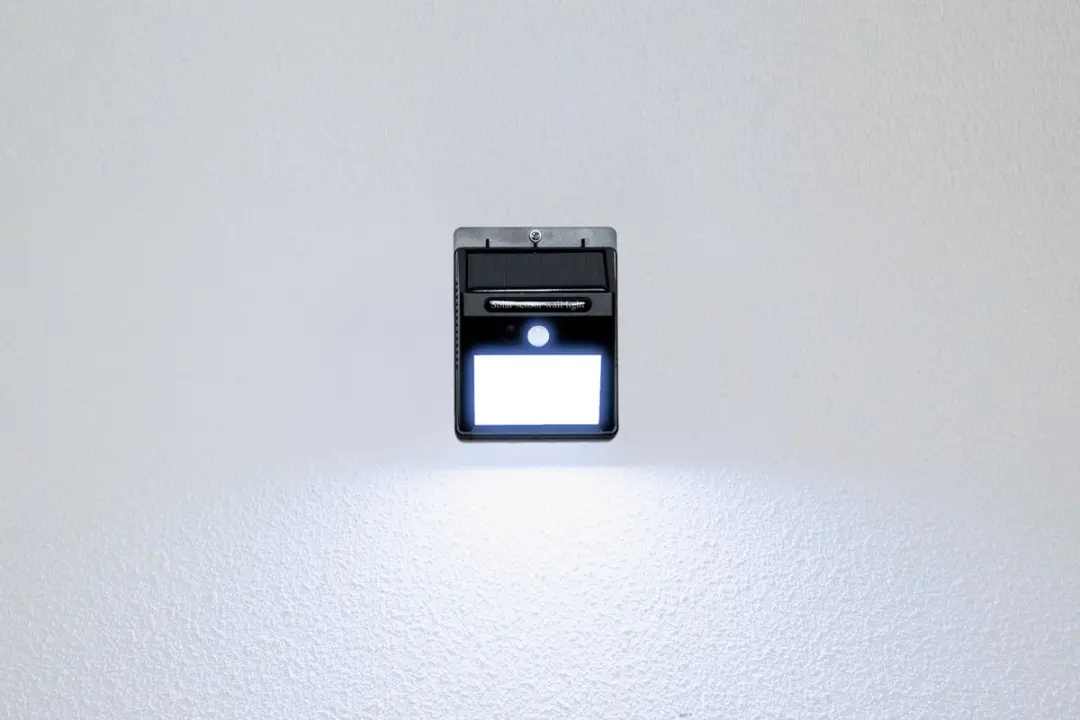 Groenovatie LED Buitenwandlamp Zwart 1,5W - Zonne-energie