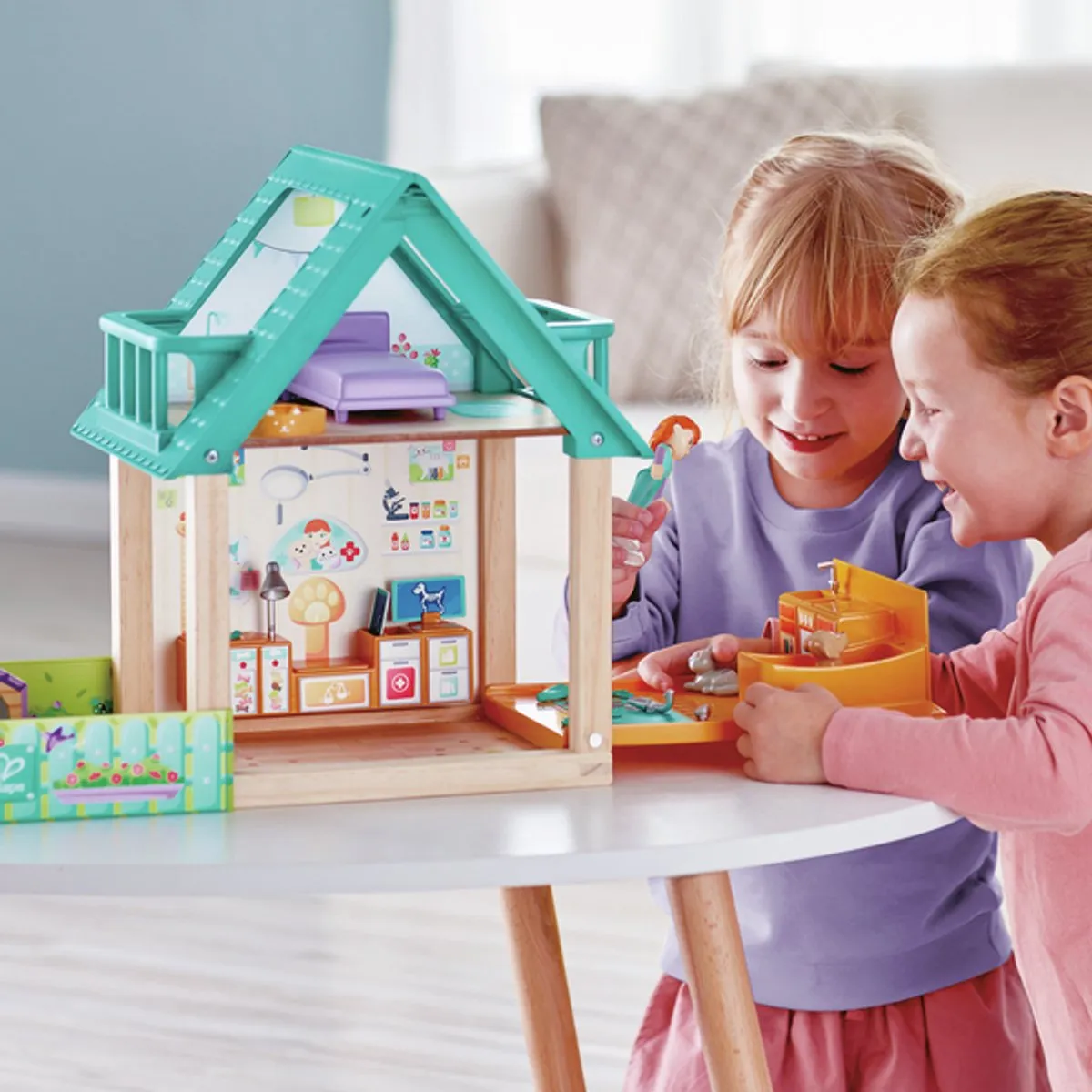 Hape Tierarzt-Set Poppenhuispop
