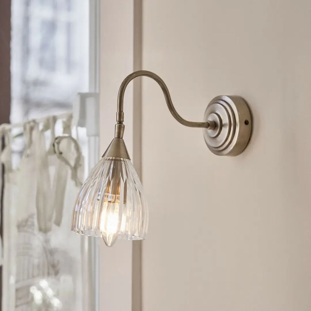 Loberon Niamhs Wandlamp - 25W - Antiekzilver/Heldere Glas