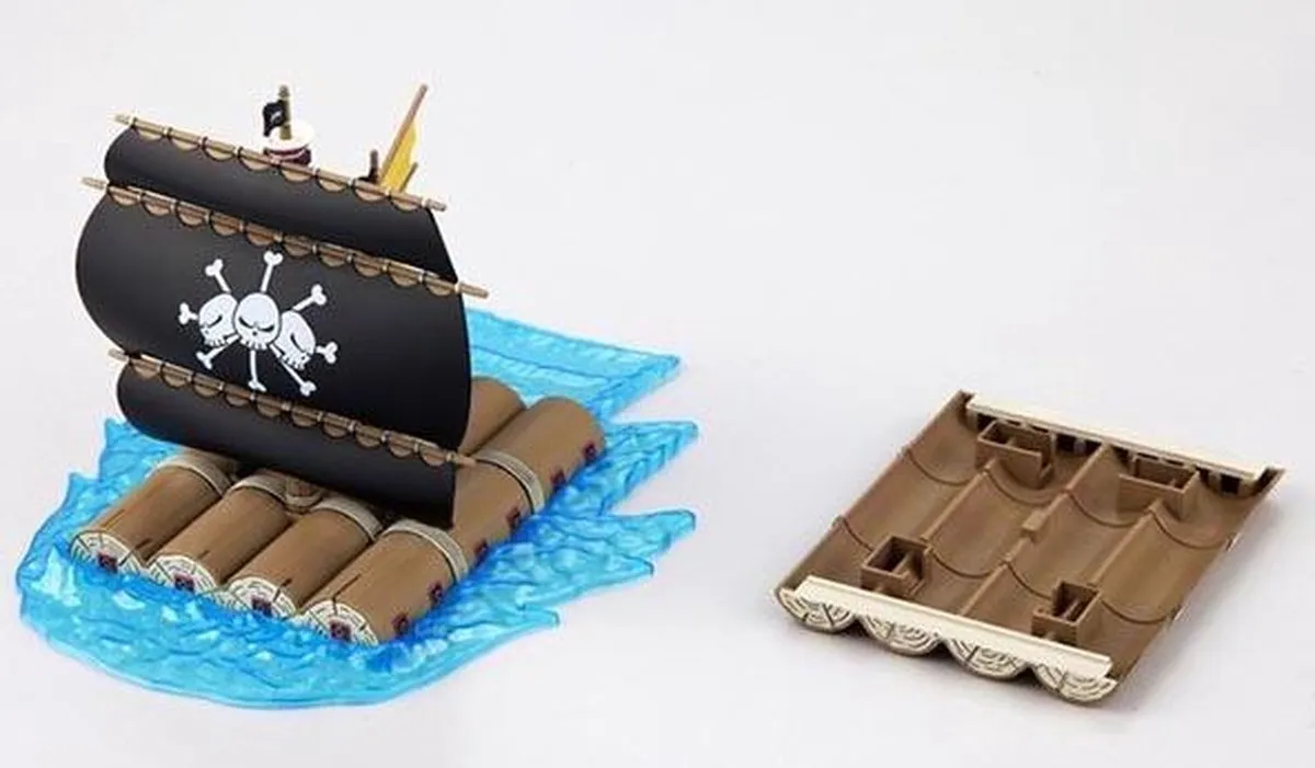 Bandai Grand Ship Collection Marshall D. Teach 15cm - Multicolor