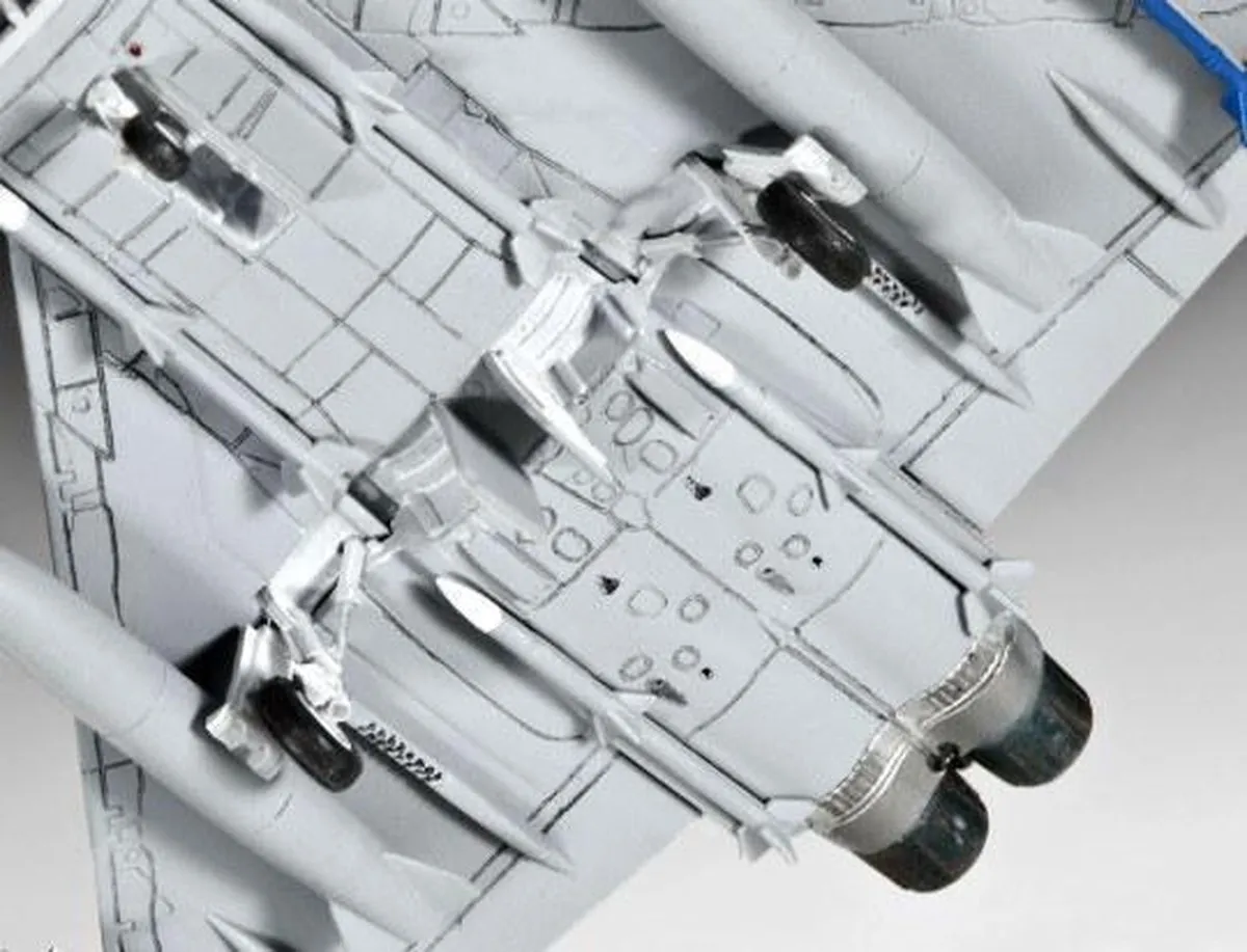 Revell 64282 Eurofighter Typhoon Modelbouwpakket 1:144 - 63 Onderdelen - Multi