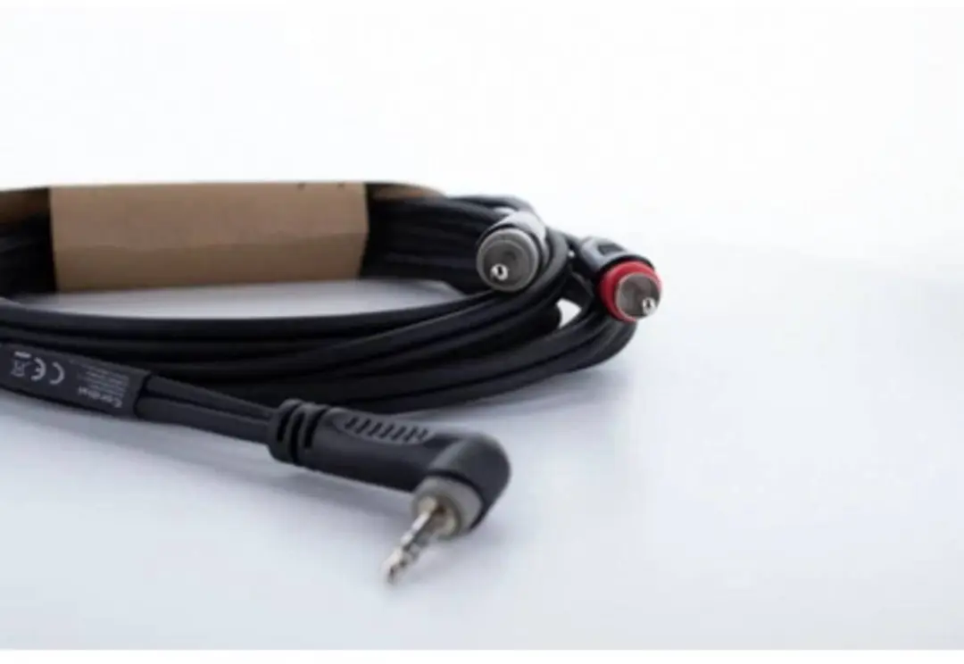 Cordial EY 3 WRCC Y-Adapterkabel 3m - Zwart