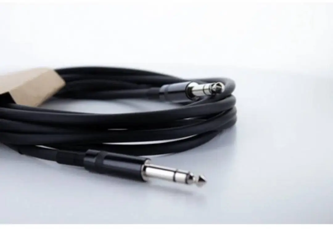 Cordial EM 6 VV Patchkabel stereo 6m - Aangepast