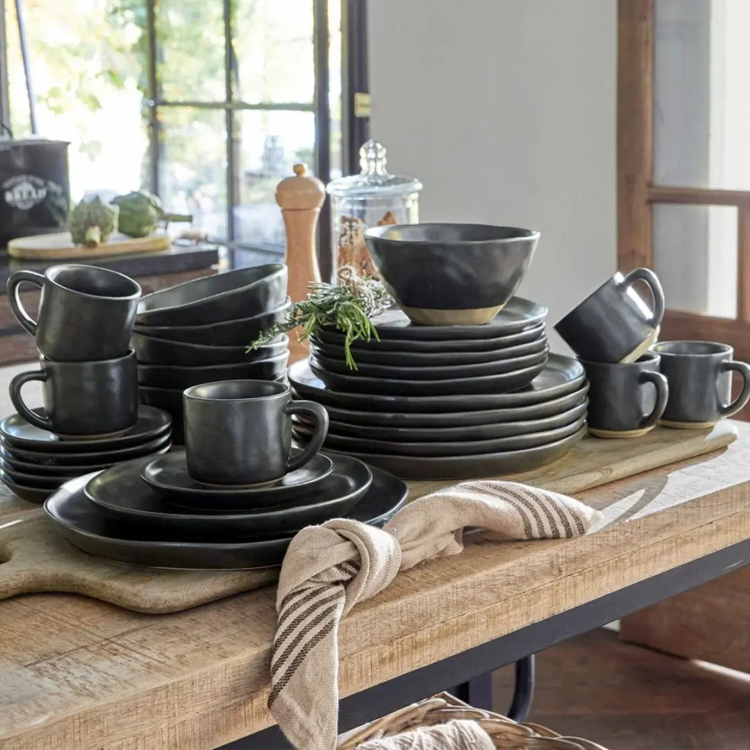 Loberon Biarré Servies Set 30-delig - Zwart