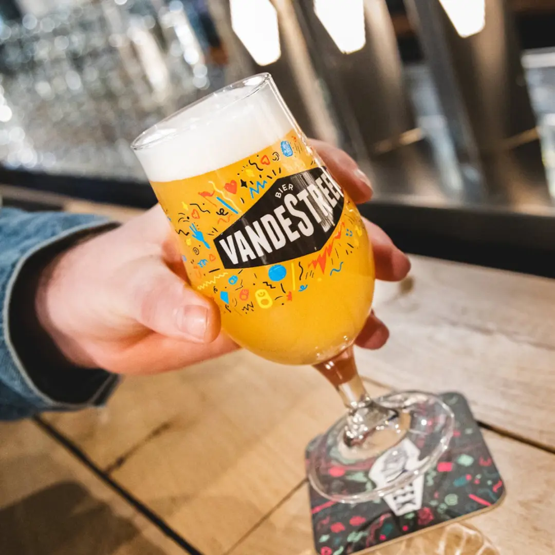 Vandestreek speciaalbier bierglas op voet doos 6x25cl bierglazen bier glas glaze