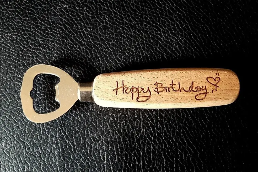 Schubie Houten Flesopener Happy Birthday