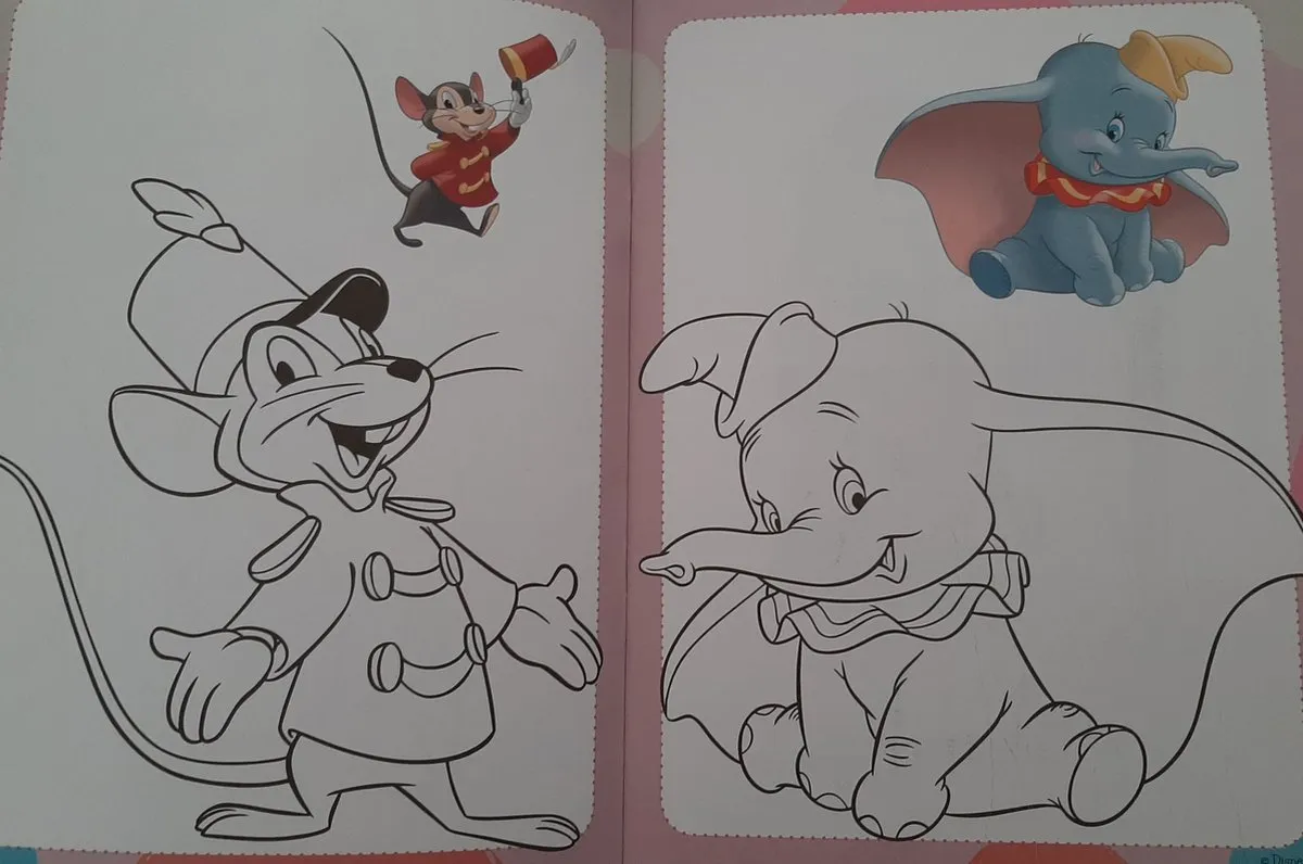 Disney Dombo Kleurboek 32 Pagina - Multicolor