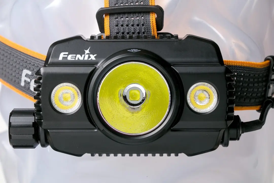Fenix HP30R V2.0 Hoofdlamp 3000 Lumen - Zwart