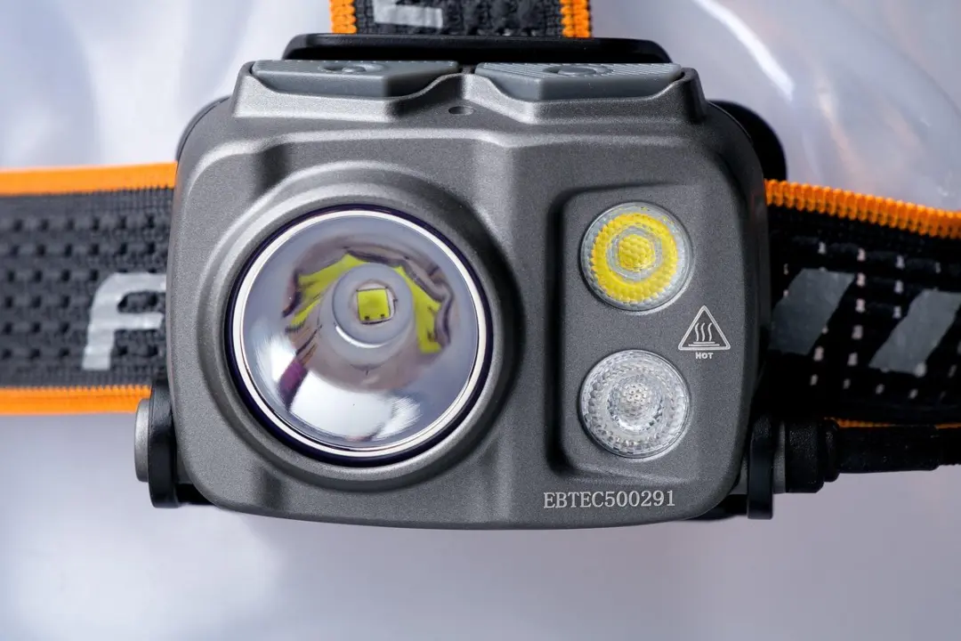 Fenix HP16R Hoofdlamp - 1250 Lumen - Oranje