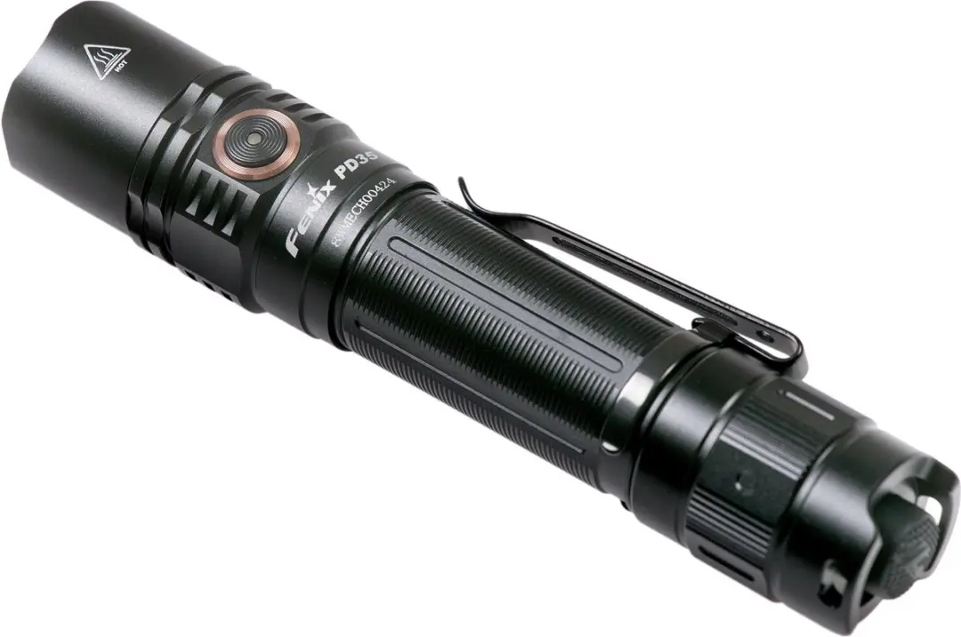 Fenix PD35 V2.0 Zaklamp - 350 Lumen - Zwart