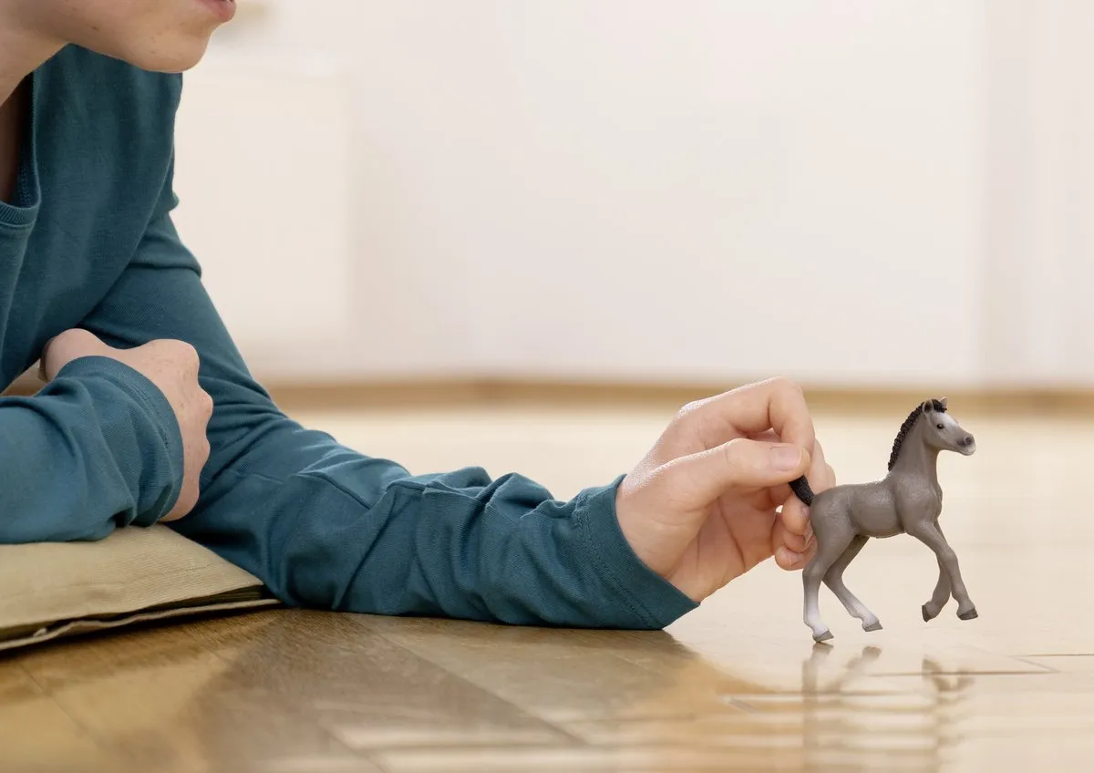 Schleich HORSE CLUB Selle FranÃ§ais Veulen 13957 - Grijs