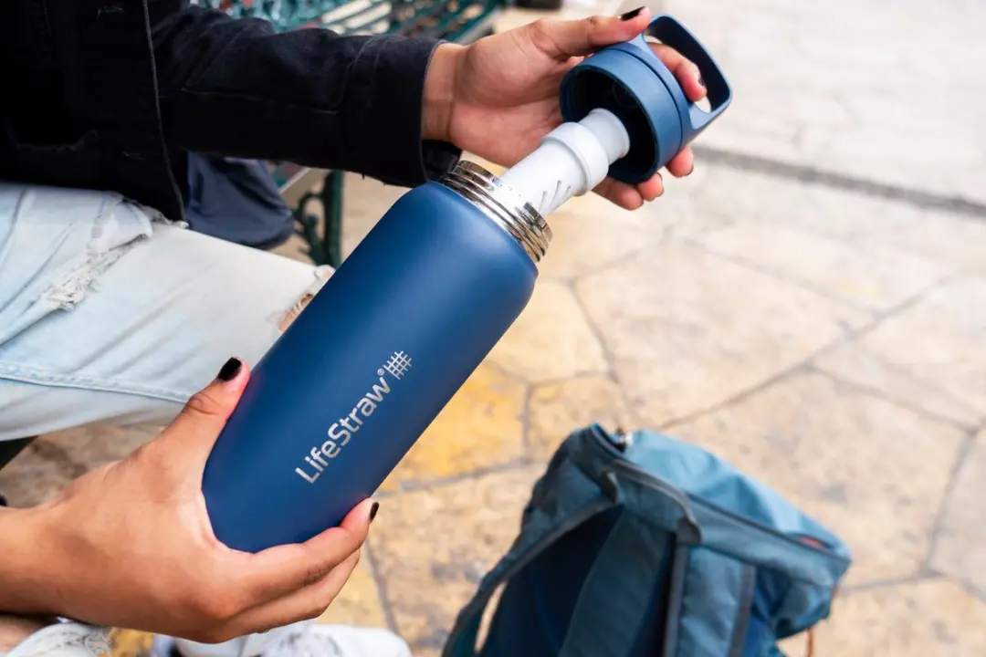 LifeStraw Go 2.0 LGV42SASWW Waterfilterfles 700ml - Blauw - afbeelding 6 van 6