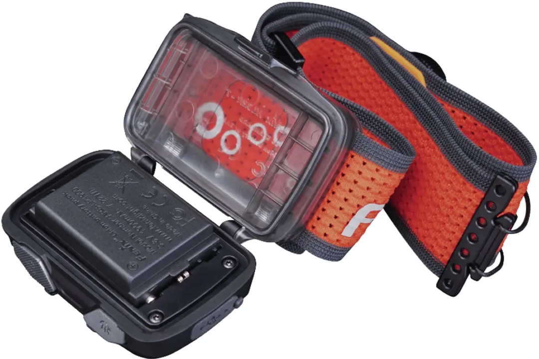 Fenix HL32R-T Hoofdlamp - 800 Lumen - Rood/Zwart - afbeelding 4 van 5