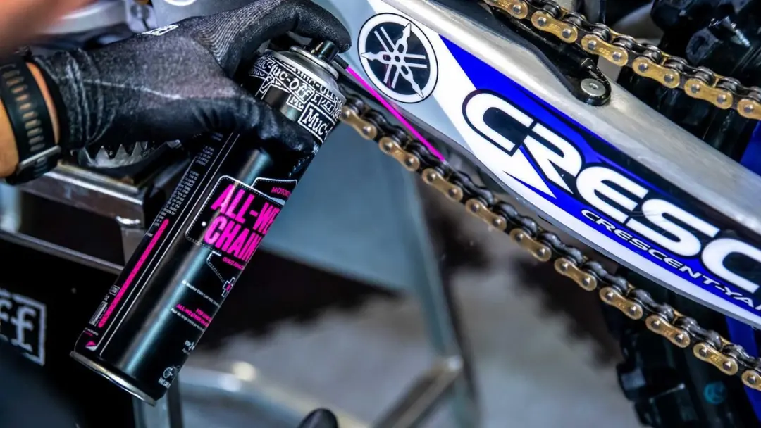 Muc-Off Motorcycle All Weather Chain Spray 400ml - Zwart