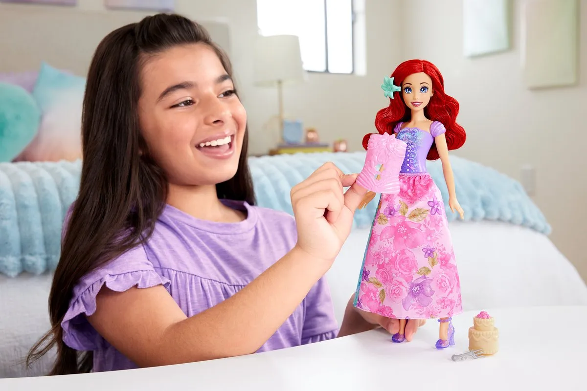 Disney Princess Ariël Pop Draai- en Ontdekspel HTV88