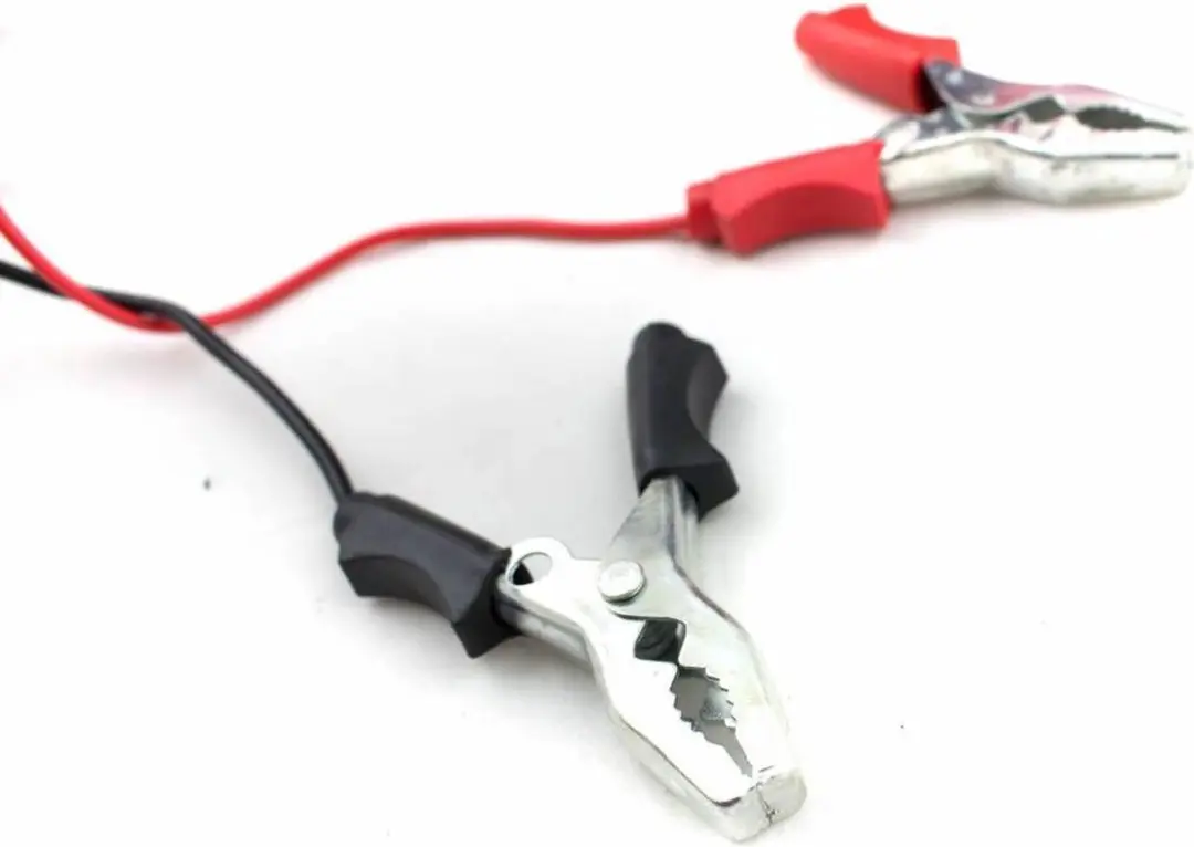 Airpress Acculader 12V/24V 8A