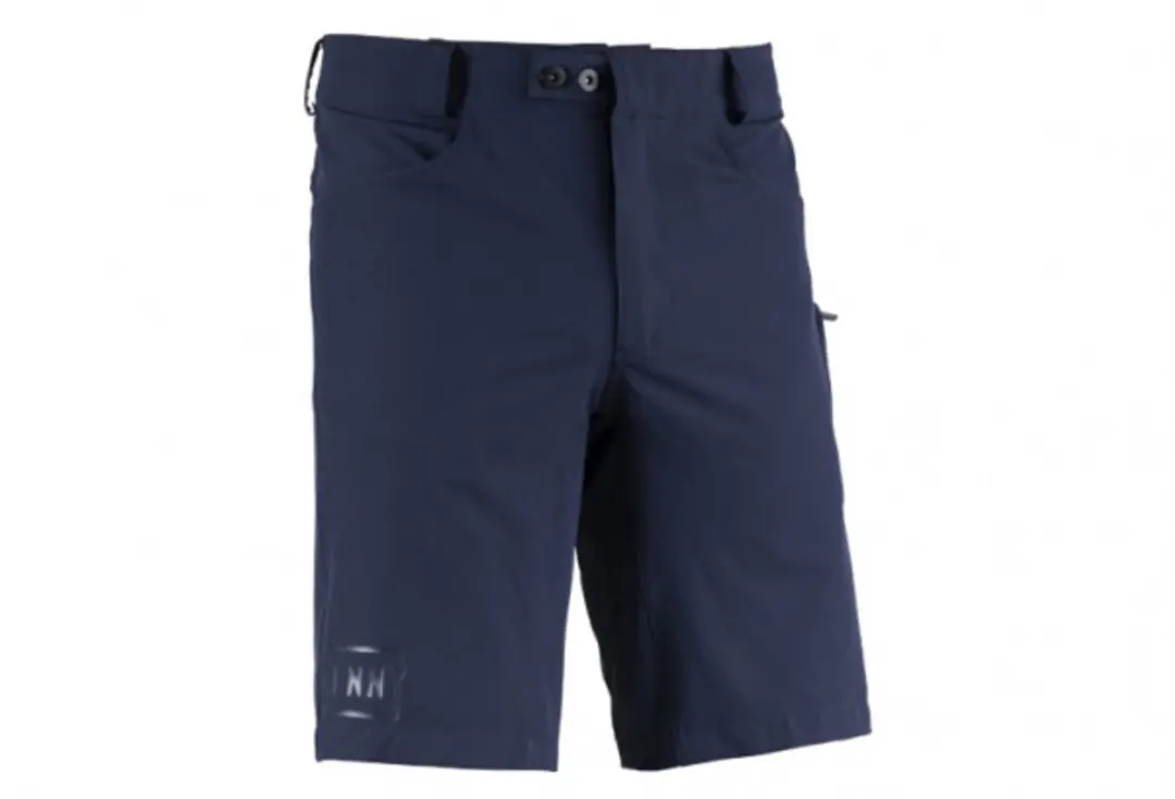 Damesshort Kenny Charger