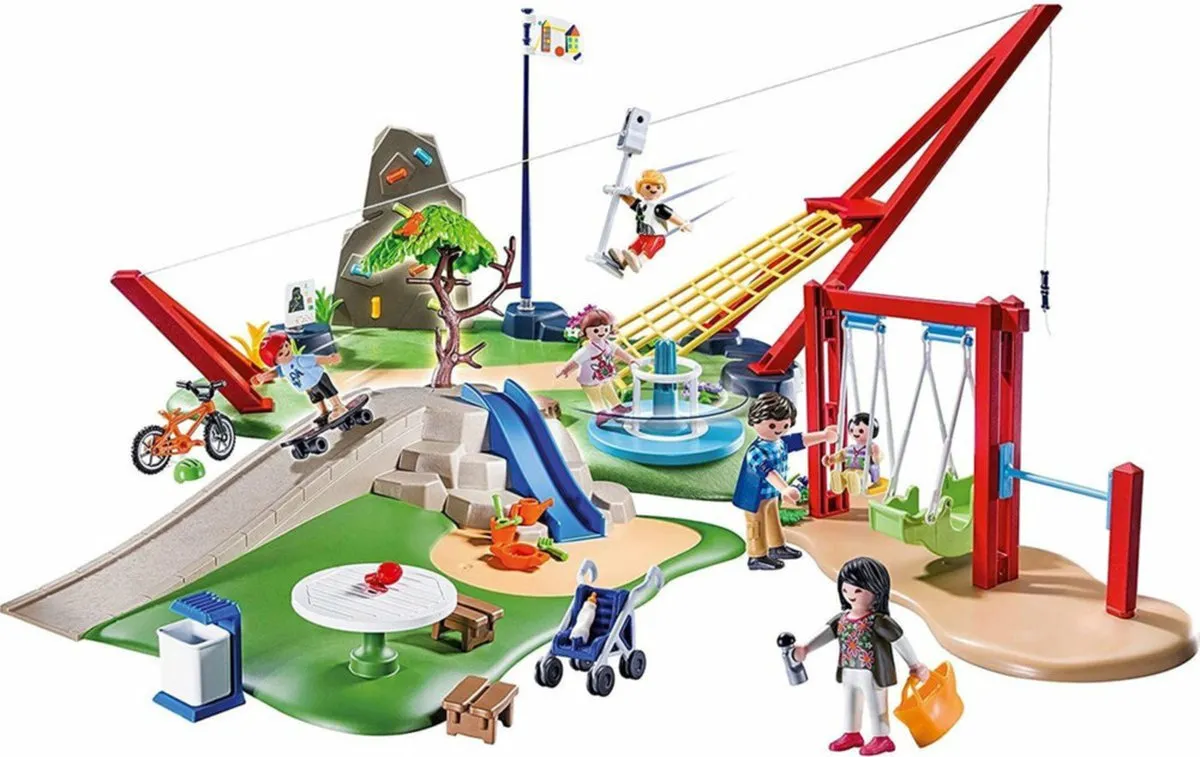 Playmobil City Life Speelpark Compleet 70328 - afbeelding 2 van 6