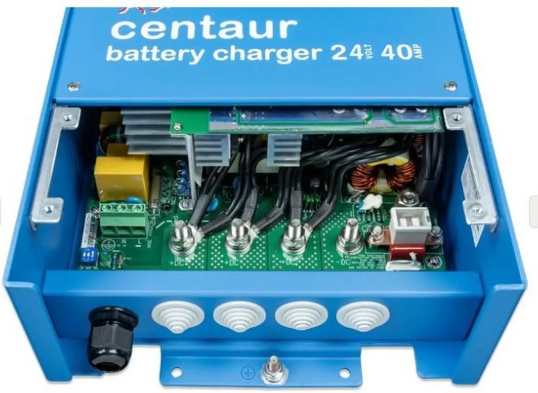 Victron Centaur 24/40 Acculader - Blauw