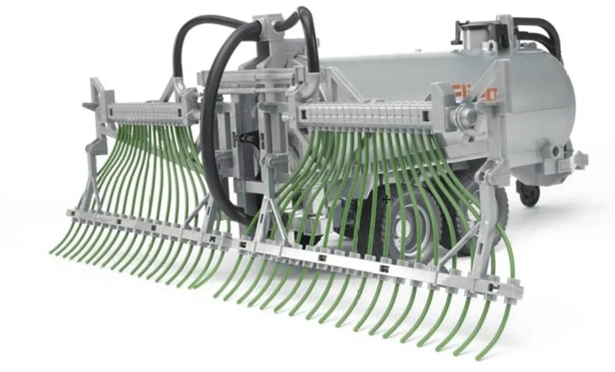 Bruder 2020 Fiegl Giertank met Mestinjectie - Zilver