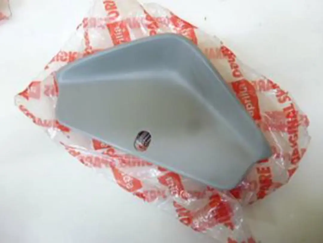 divers plastic voor aprilia 125 classic 1995