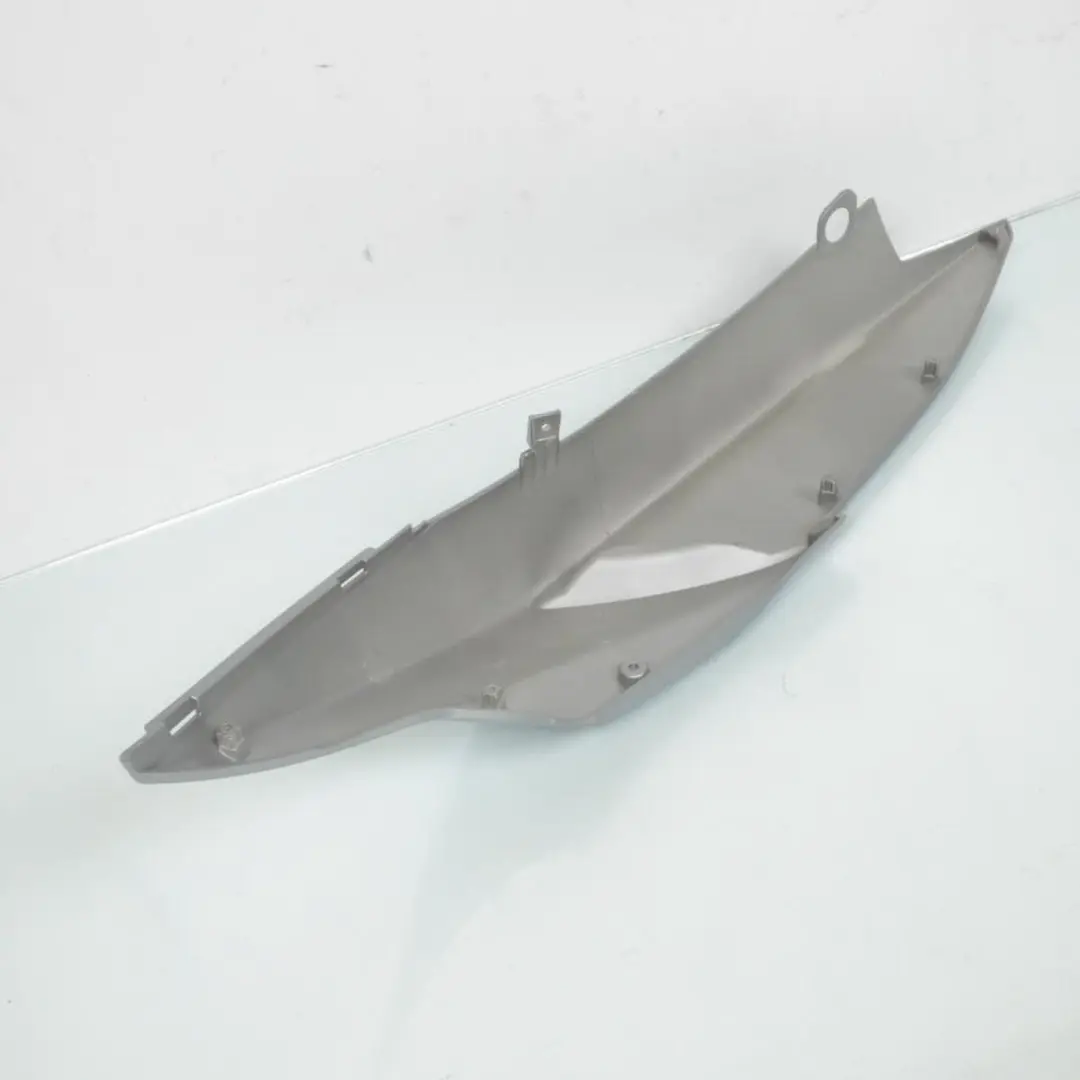 Coque arrière droite origine pour scooter Aprilia 160 SR 2022 SB003147000HL