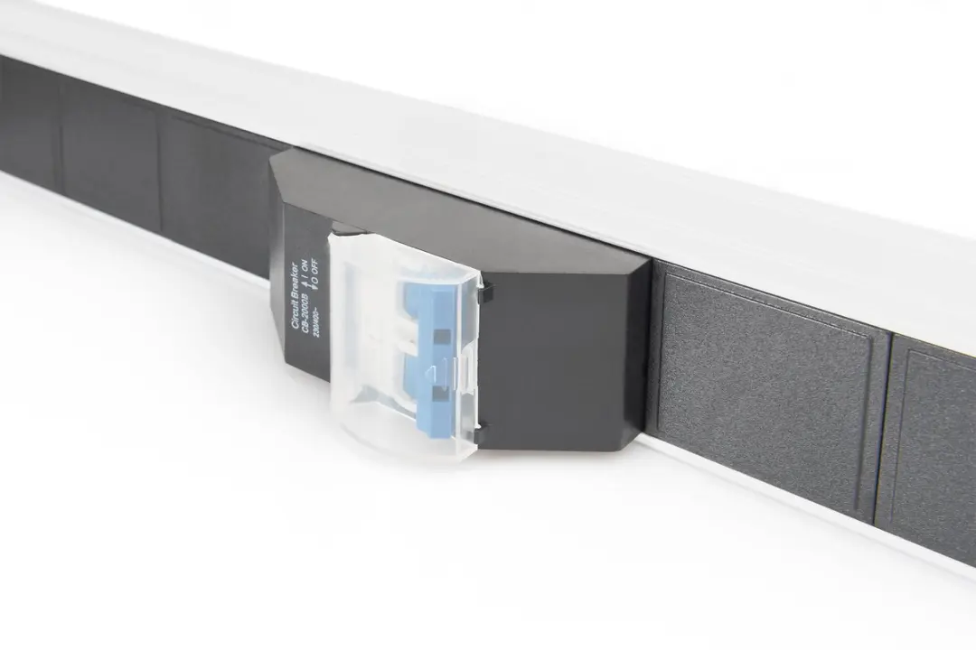 Digitus A-19-STRIP42-1 Powerstrip - 9 AC-uitgangen - Grijs