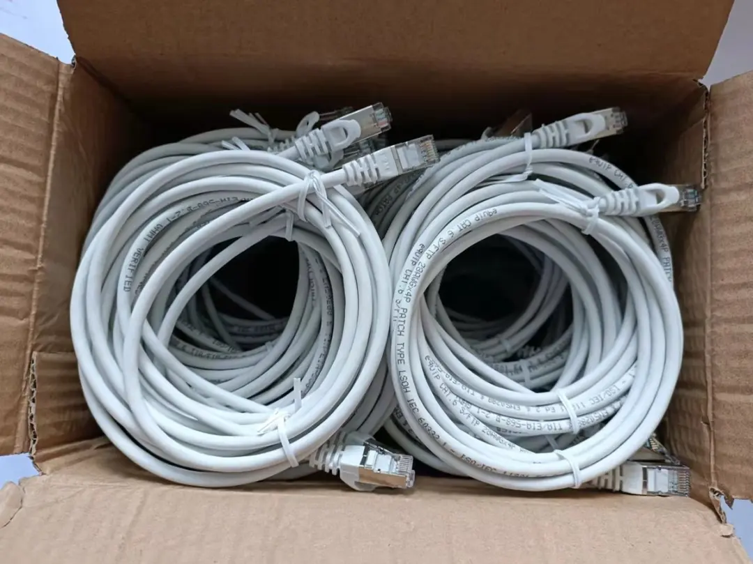 Equip CAT6 S/FTP Patchkabel 2m Wit - 34 Stuks - afbeelding 2 van 4