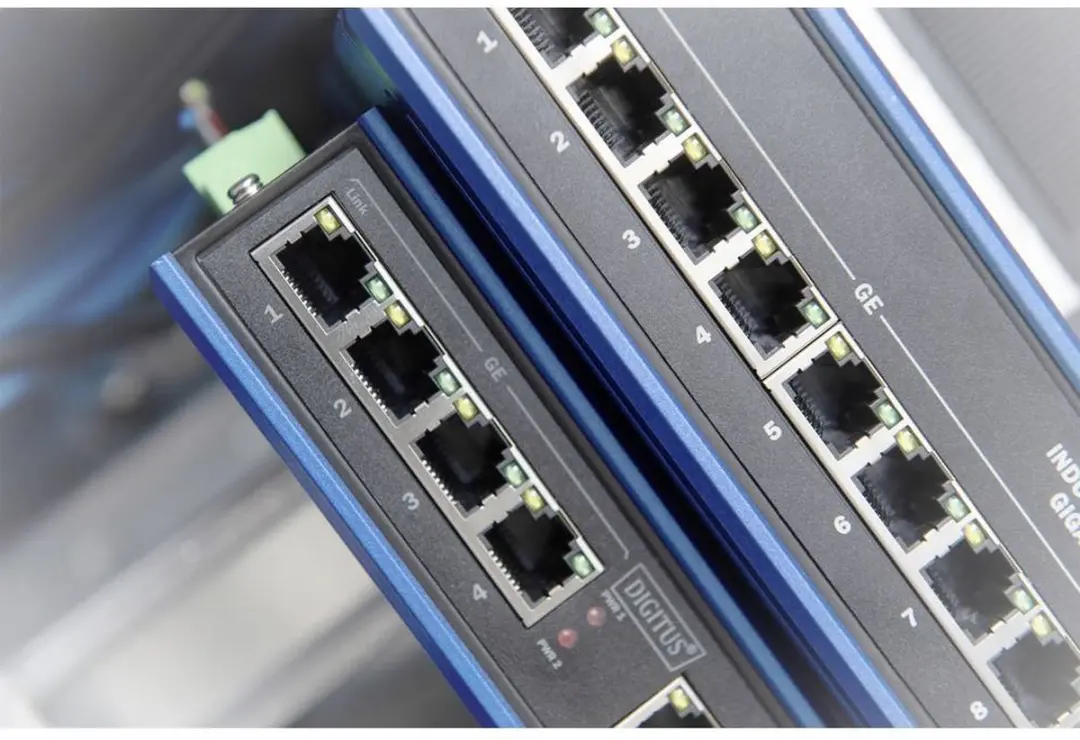 Digitus DN-651119 8-Poorts Ethernet Switch - Blauw