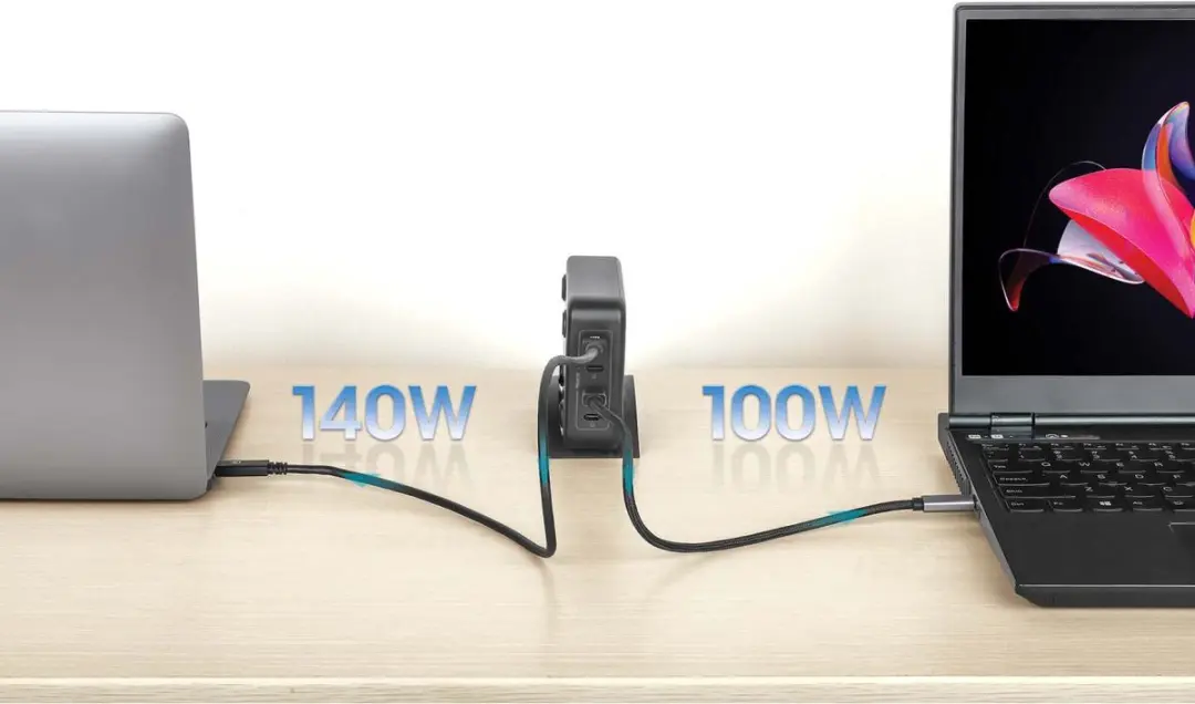 Manhattan M2.MHTHUB1 GaN USB-C Oplaadstation 240W - Zwart - afbeelding 2 van 6