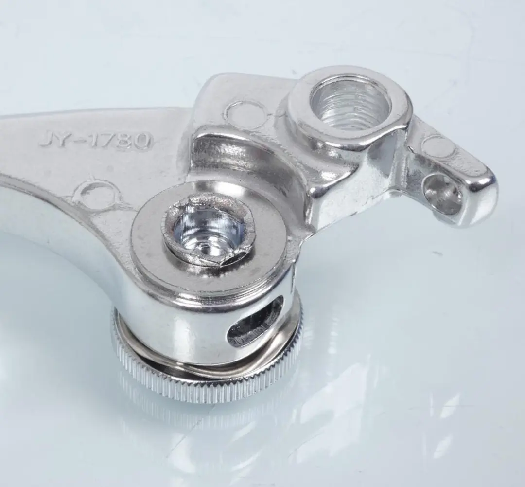 Levier frein droit Vicma pour Moto Suzuki 600 GSF Bandit 1995 à 1999 70911 Neuf