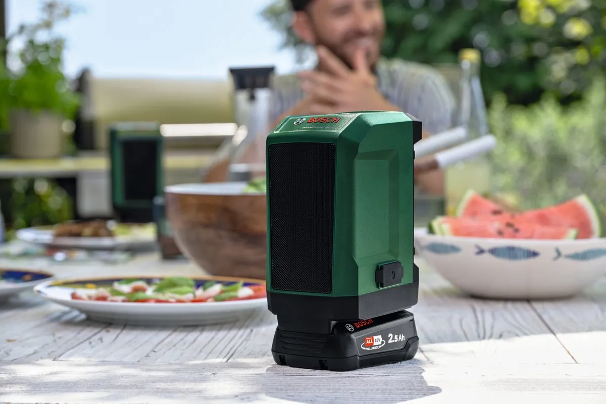 Bosch UniversalSpeaker 18V-1 Bluetooth Speaker - Groen