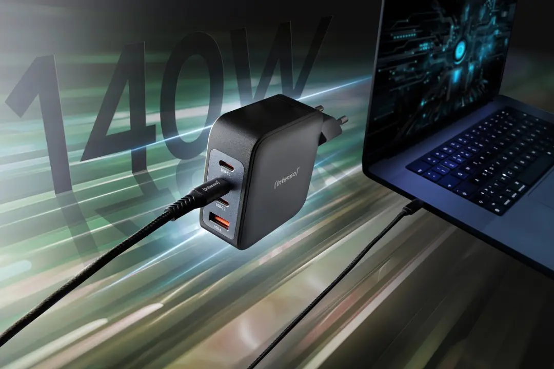 Intenso W140A3C+C520C GaN Netvoeding 140W - USB-C Kabel 2m - Zwart