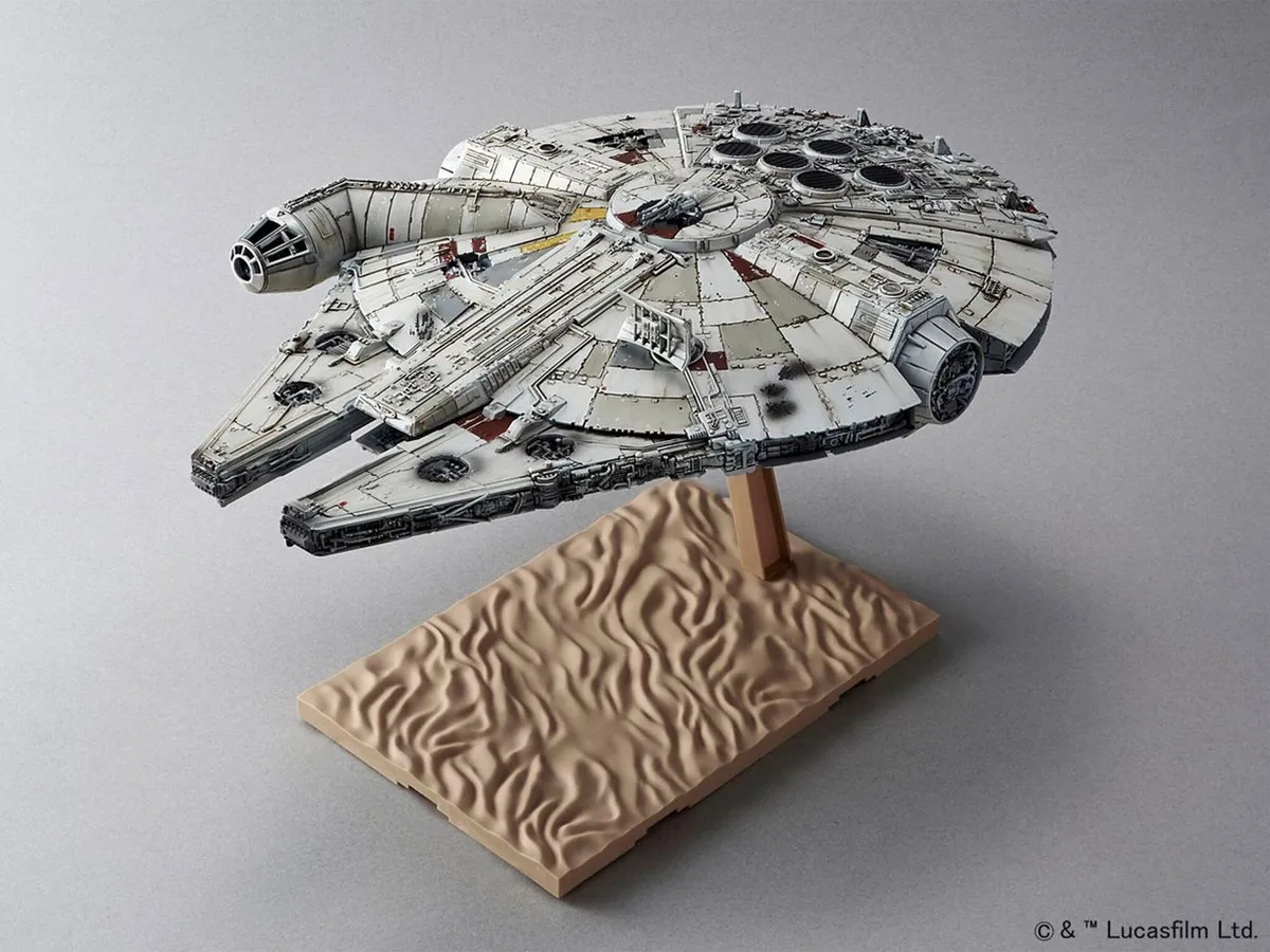 Revell Bandai 01211 Star Wars Millennium Falcon Modelbouwpakket 1:144
