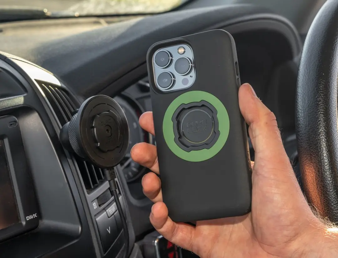 Quad Lock MAG iPhone 14 Pro Hoesje - Zwart