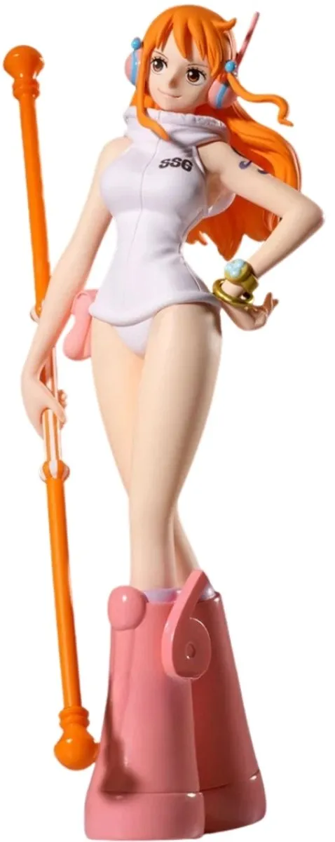 Bandai Namco One Piece Nami Egghead Shukko Figuur - Multicolour