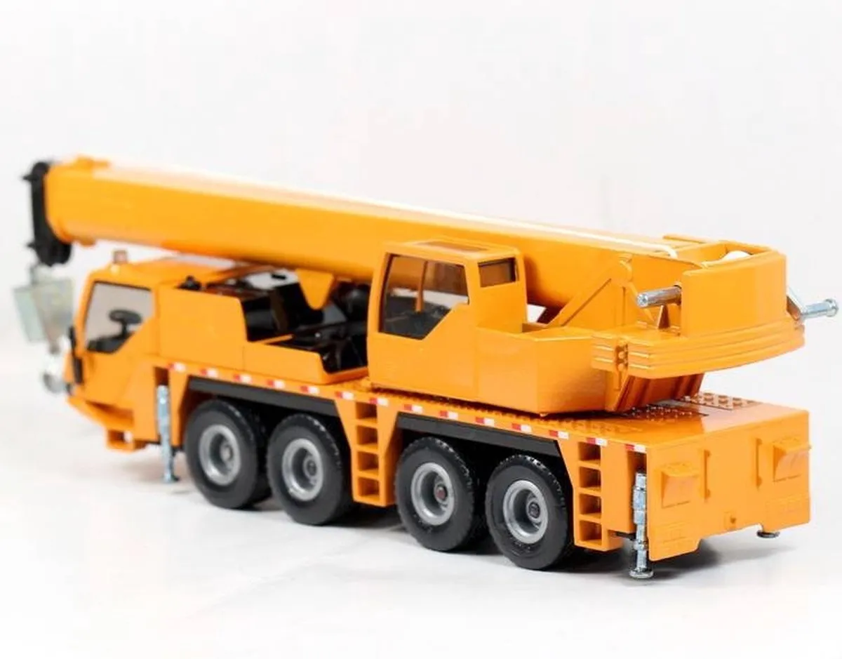 SIKU 2110 Kraanwagen 1:55 - Geel