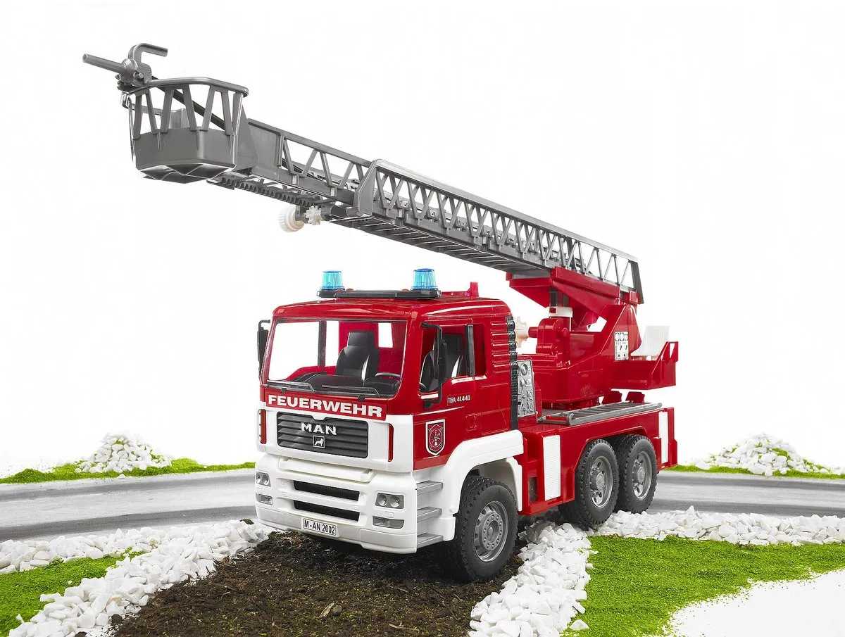 Bruder MAN Brandweerwagen 2771 - Draailadder met licht en geluid - Rood