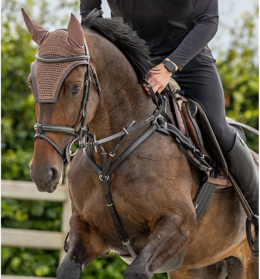 Horsegear Oornetje HGwareham Middenbruin - Full