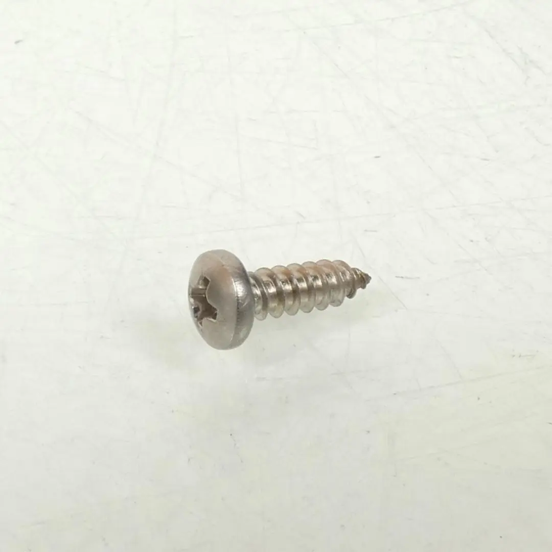 Vis M4X13mm carénage pour scooter Rieju NUUK CARGO 0/000.460.4010 Neuf