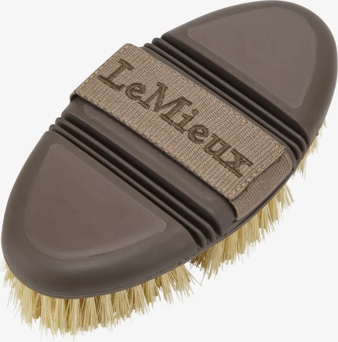 LeMieux Flexi Scrubbing Borstel Wisteria